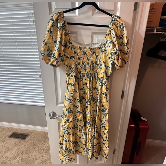 Abercrombie Emerson Puff Sleeve Midi Dress - Picture 4 of 4